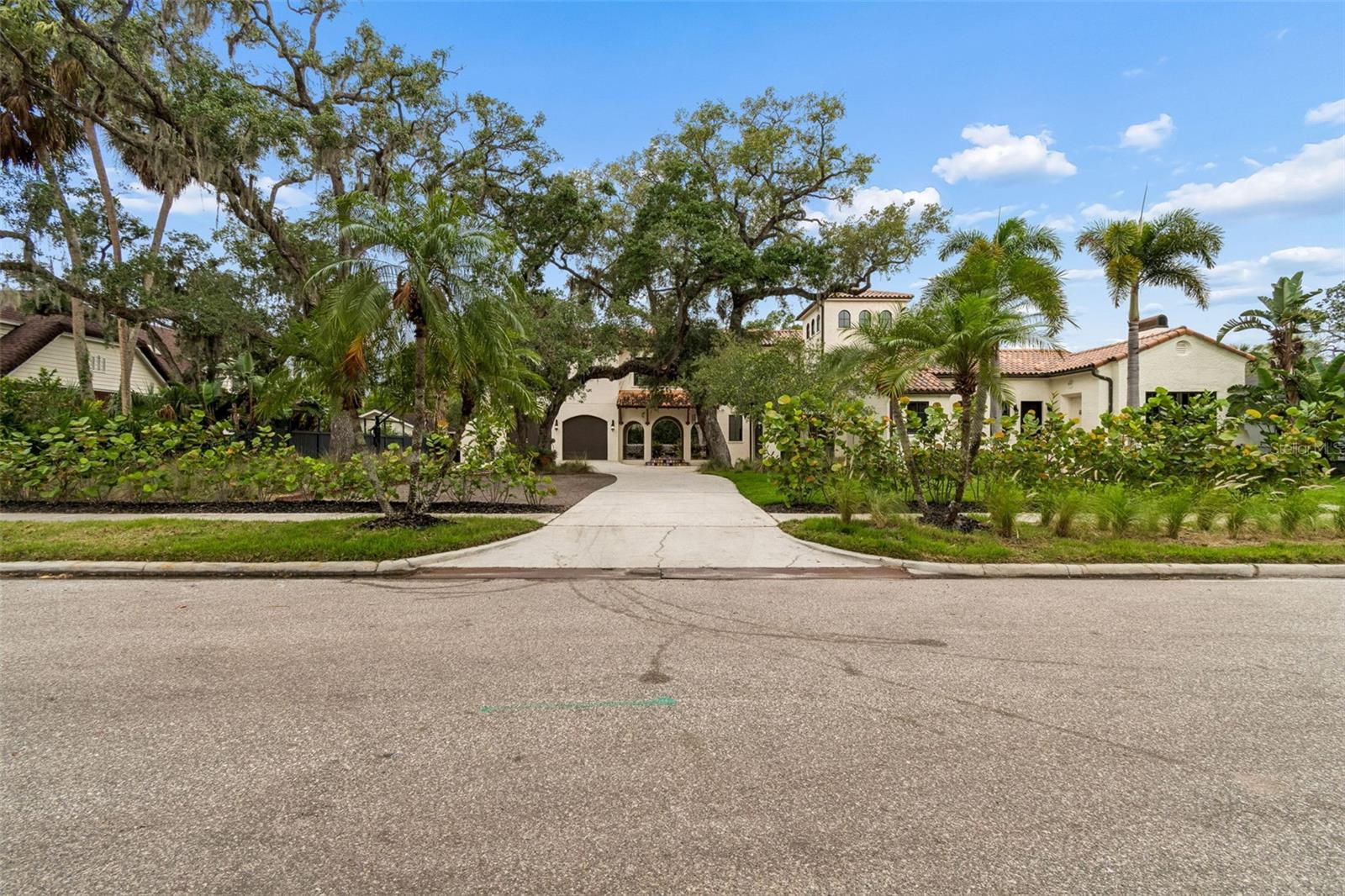 SUNSET PARK - Residential