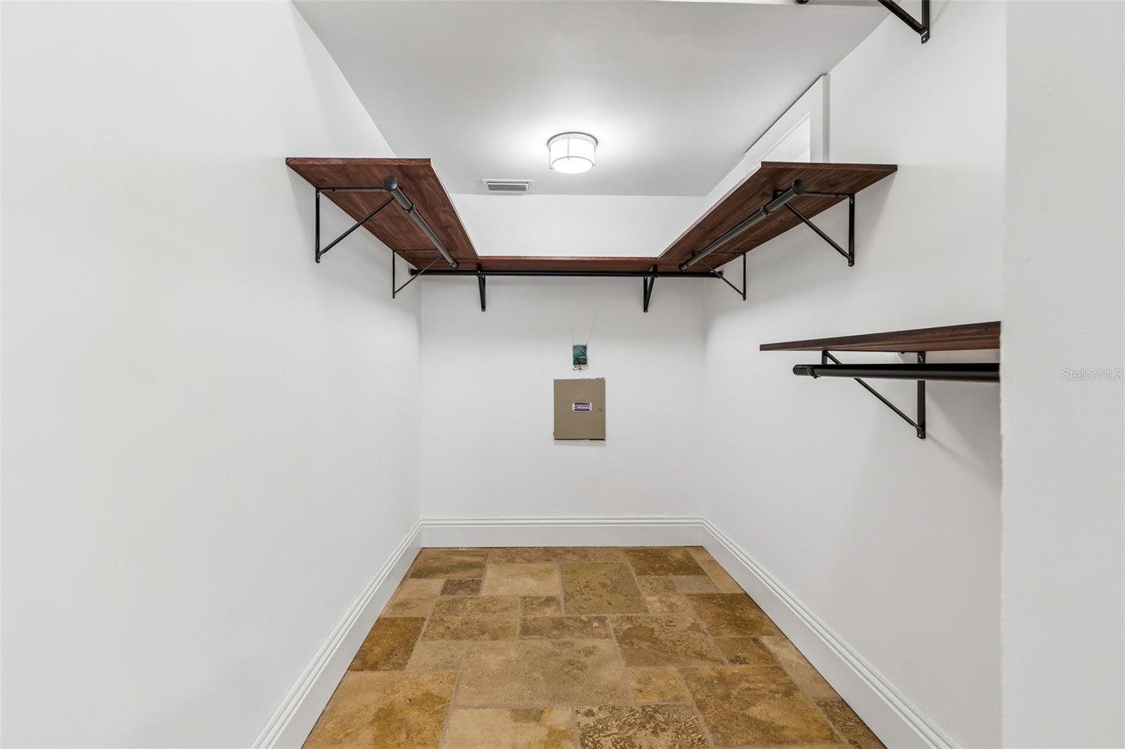 SUNSET PARK - Residential