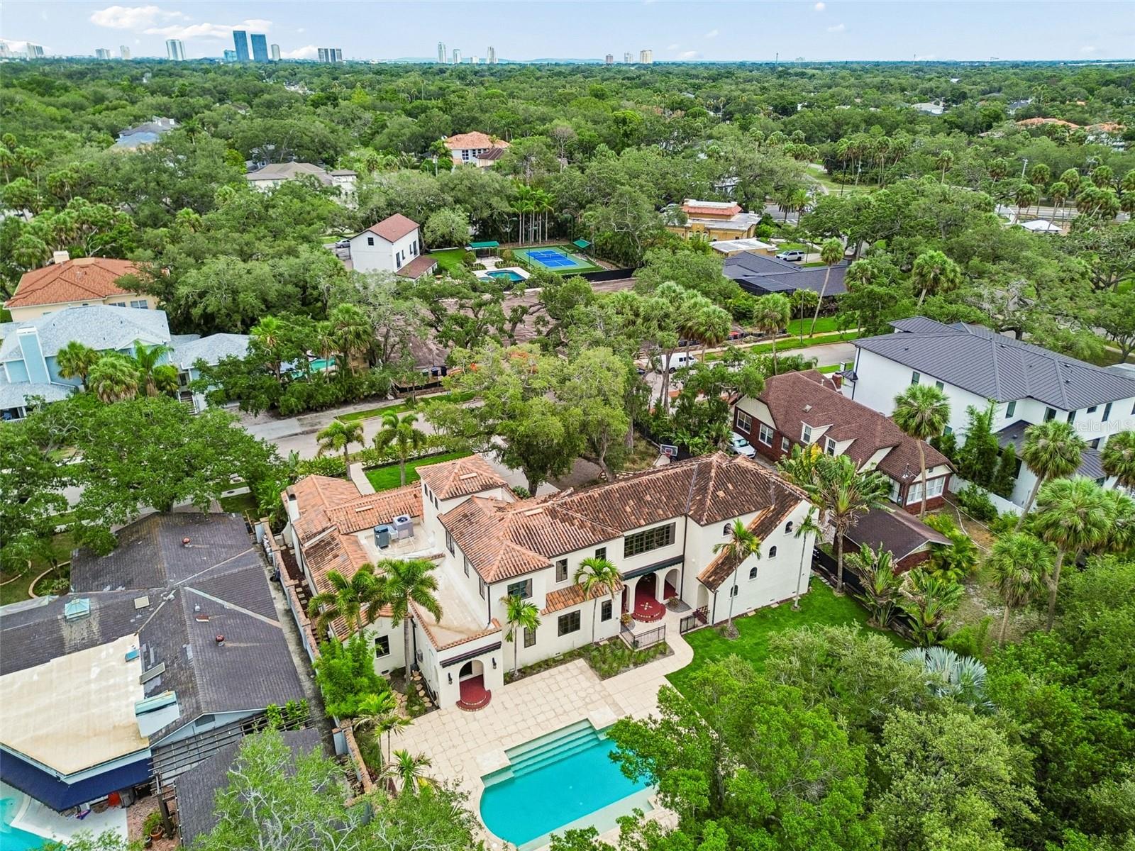 SUNSET PARK - Residential