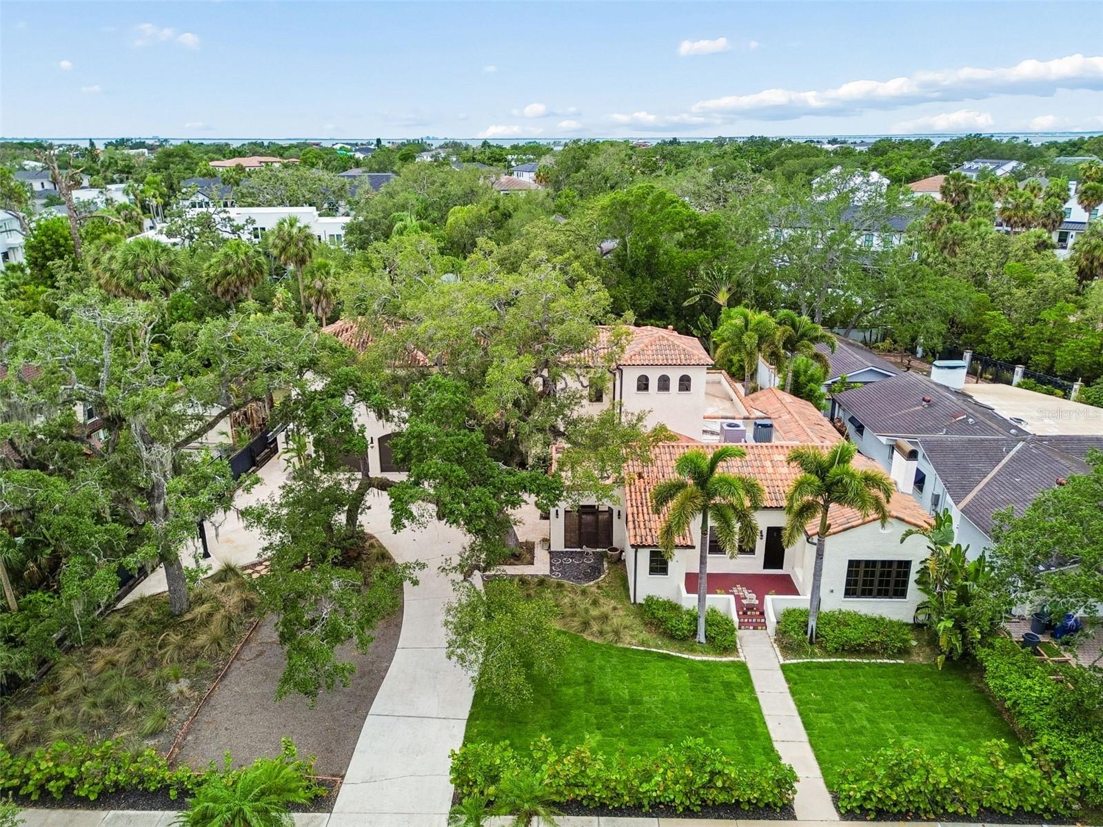 SUNSET PARK - Residential