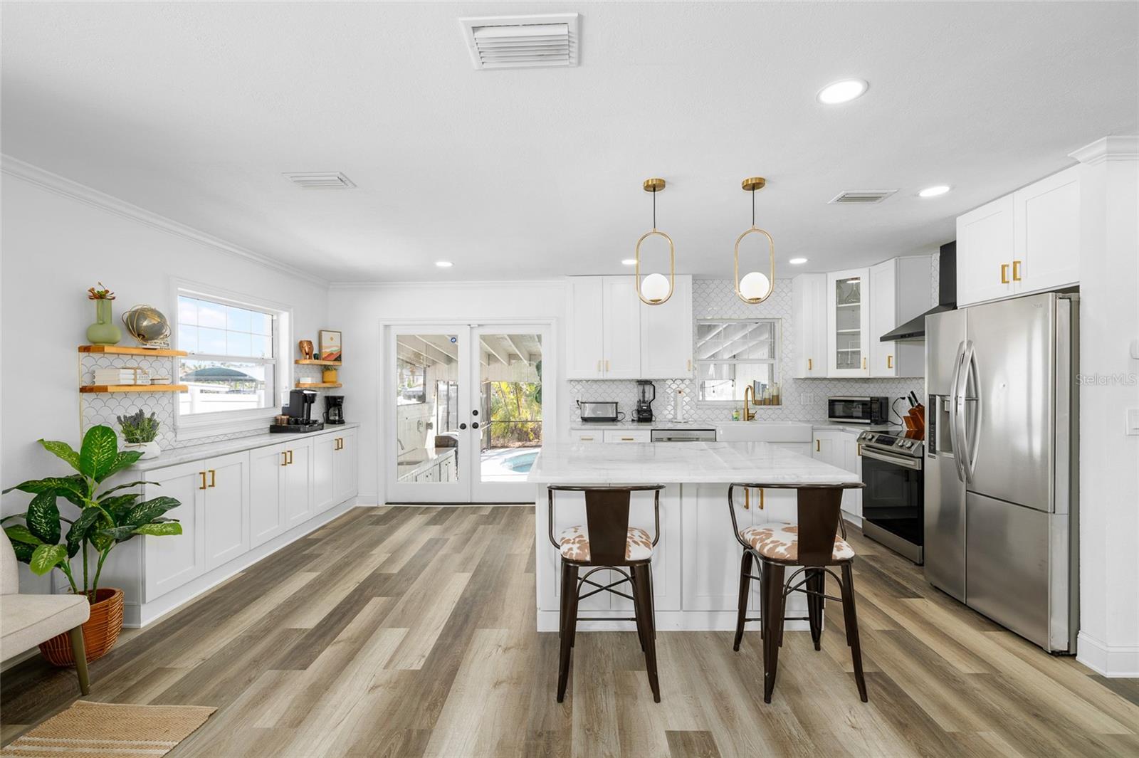 TAMPA SHORES INC 1 UNIT 3 - Residential