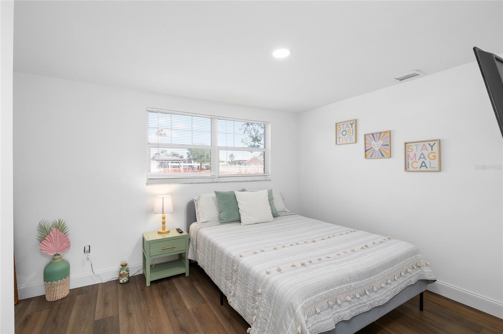 TAMPA SHORES INC 1 UNIT 3 - Residential