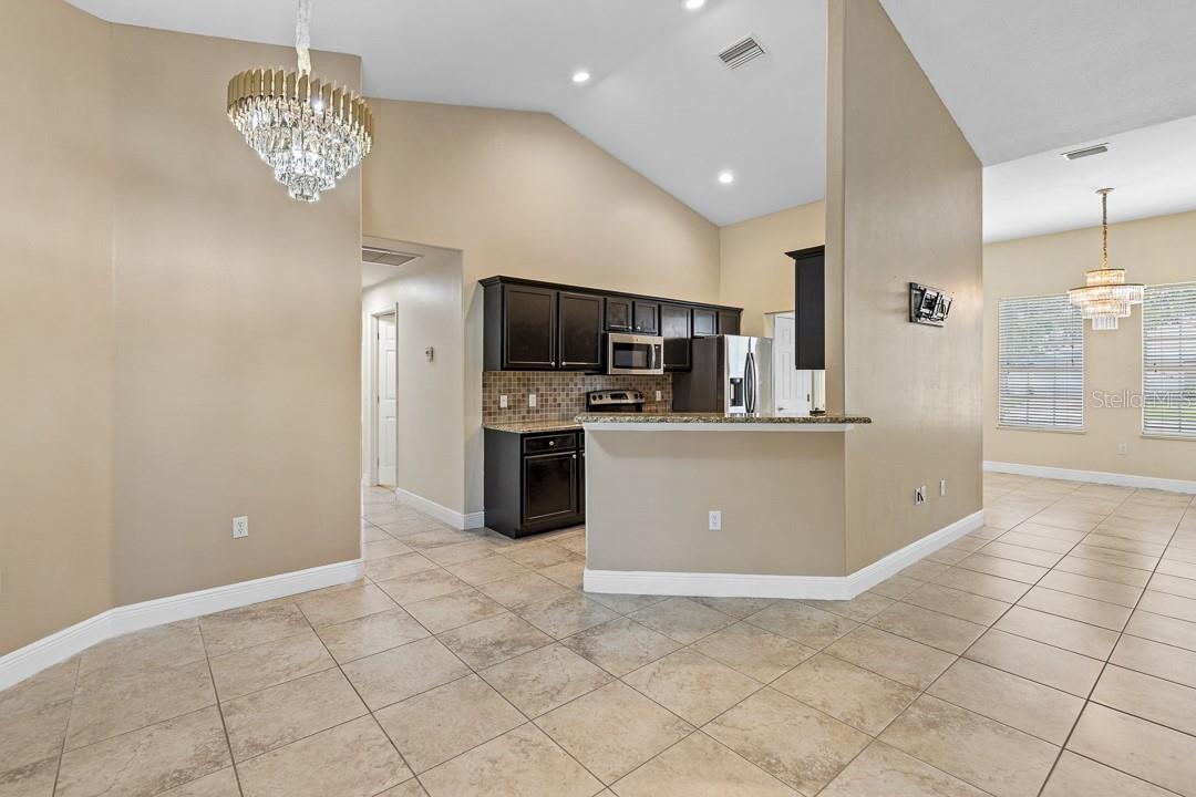 PINE & LAKE - Residential