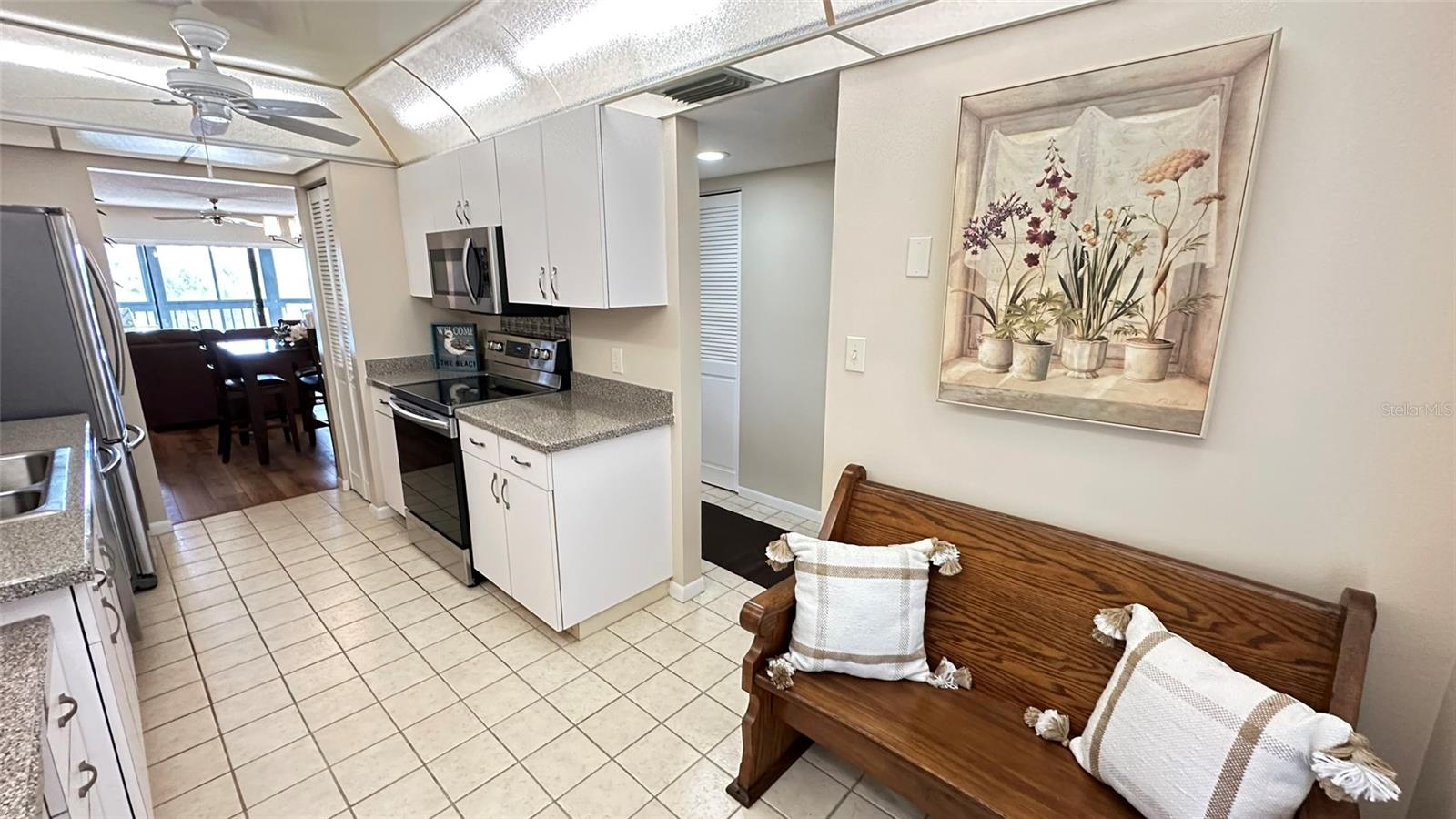 COVE CAY VILLAGE IV - Residential