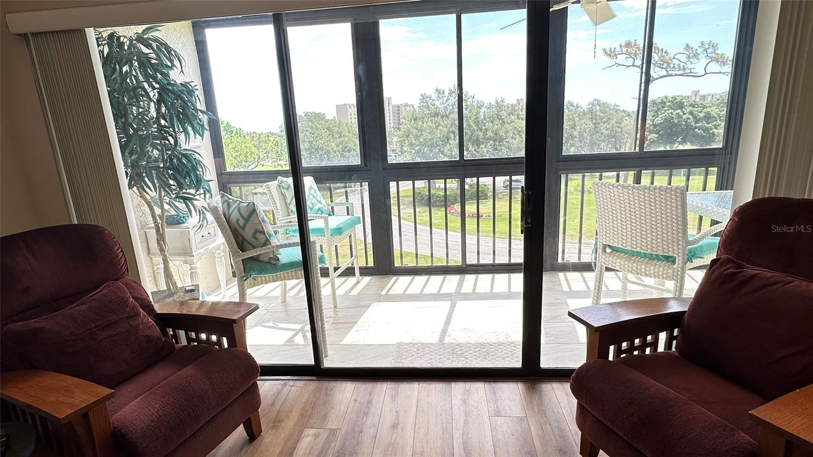 COVE CAY VILLAGE IV - Residential