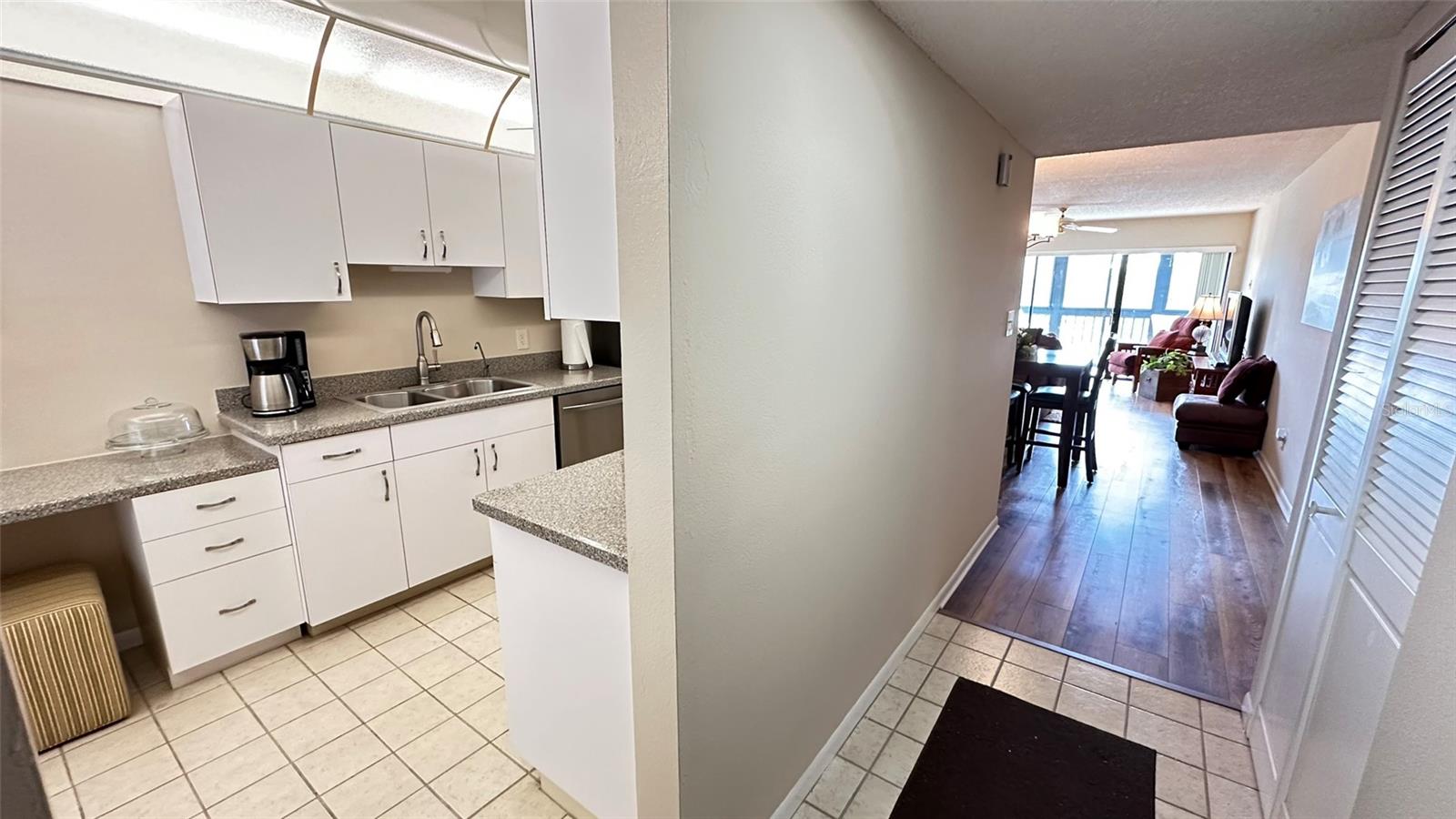 COVE CAY VILLAGE IV - Residential