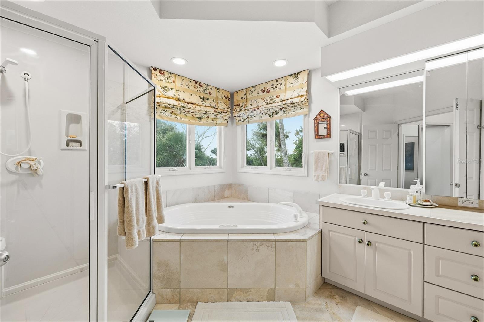 EAST SHORE ACRES - Residential