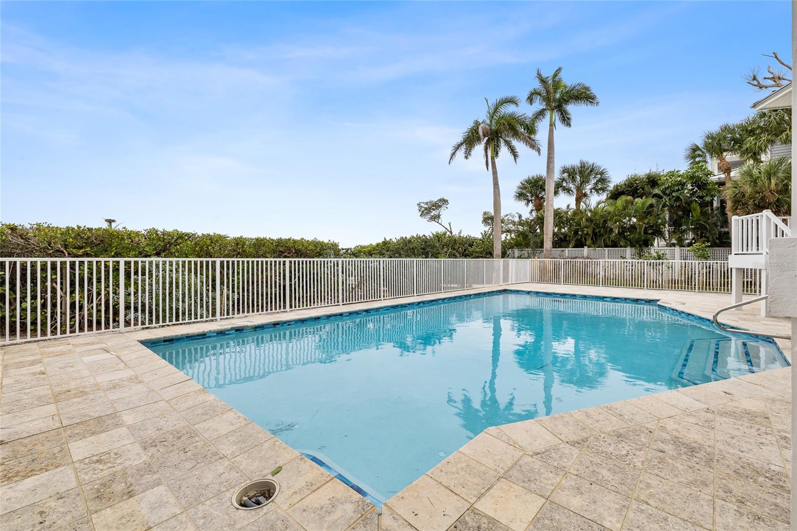 EAST SHORE ACRES - Residential