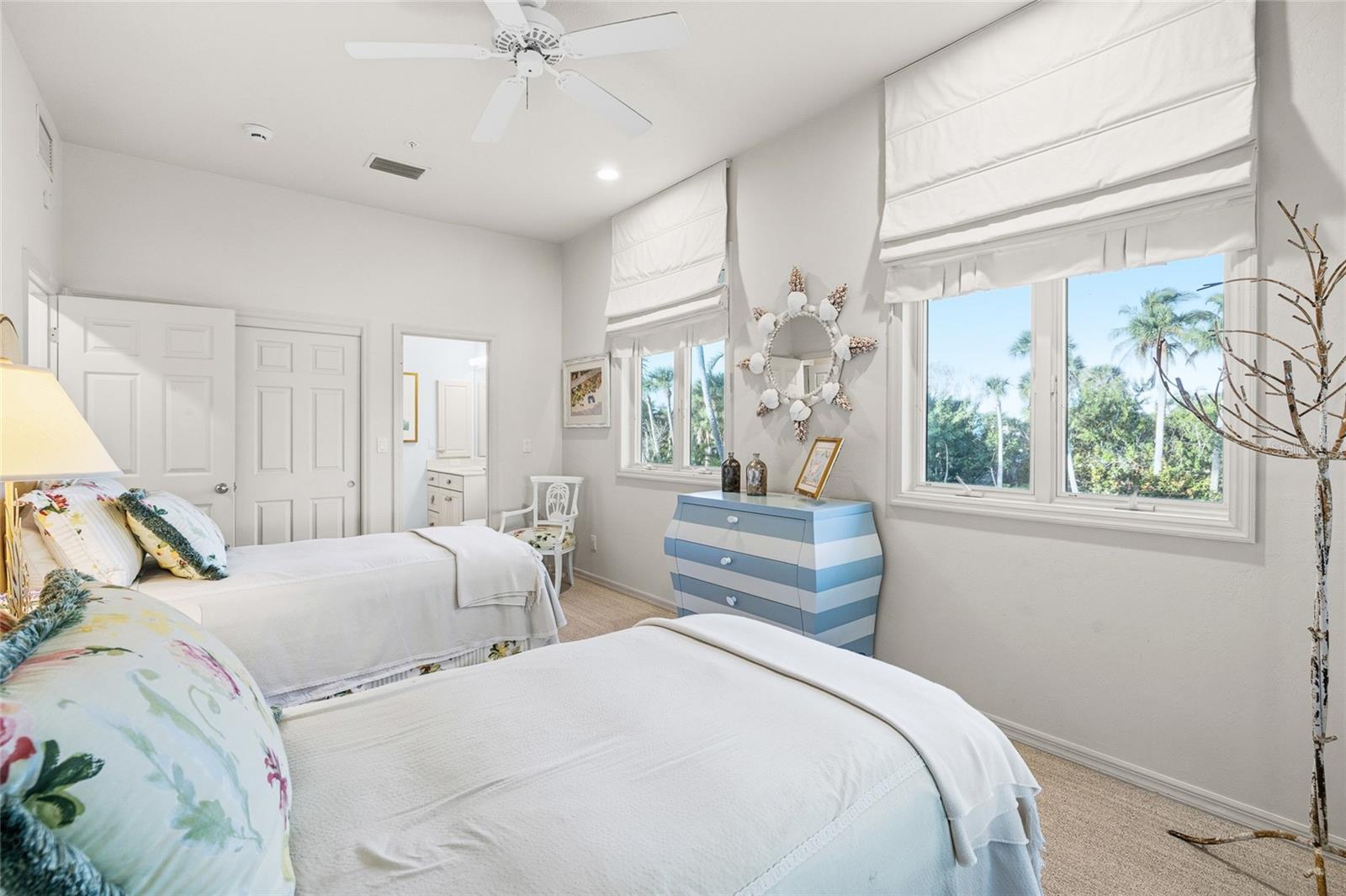 EAST SHORE ACRES - Residential