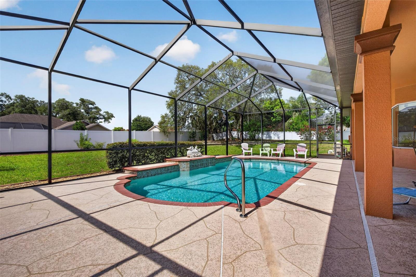 HUNTINGTON WOODS - Residential