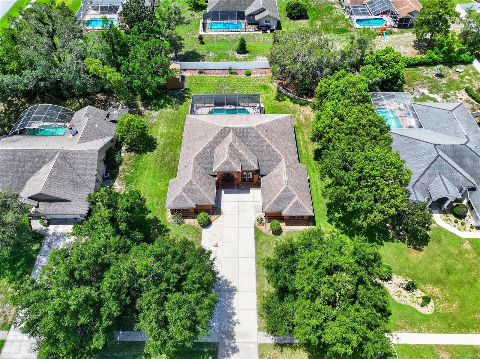 HUNTINGTON WOODS - Residential
