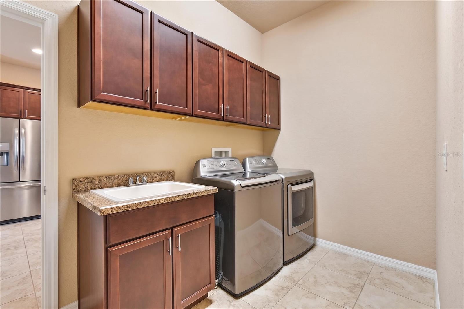 HUNTINGTON WOODS - Residential