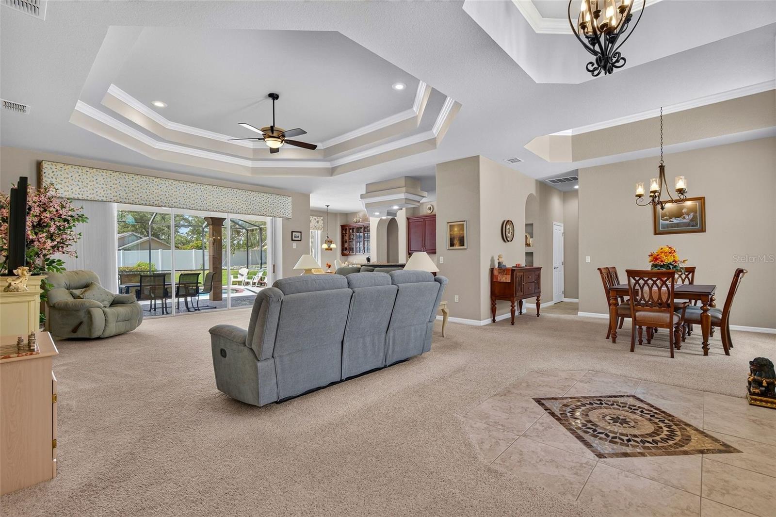 HUNTINGTON WOODS - Residential