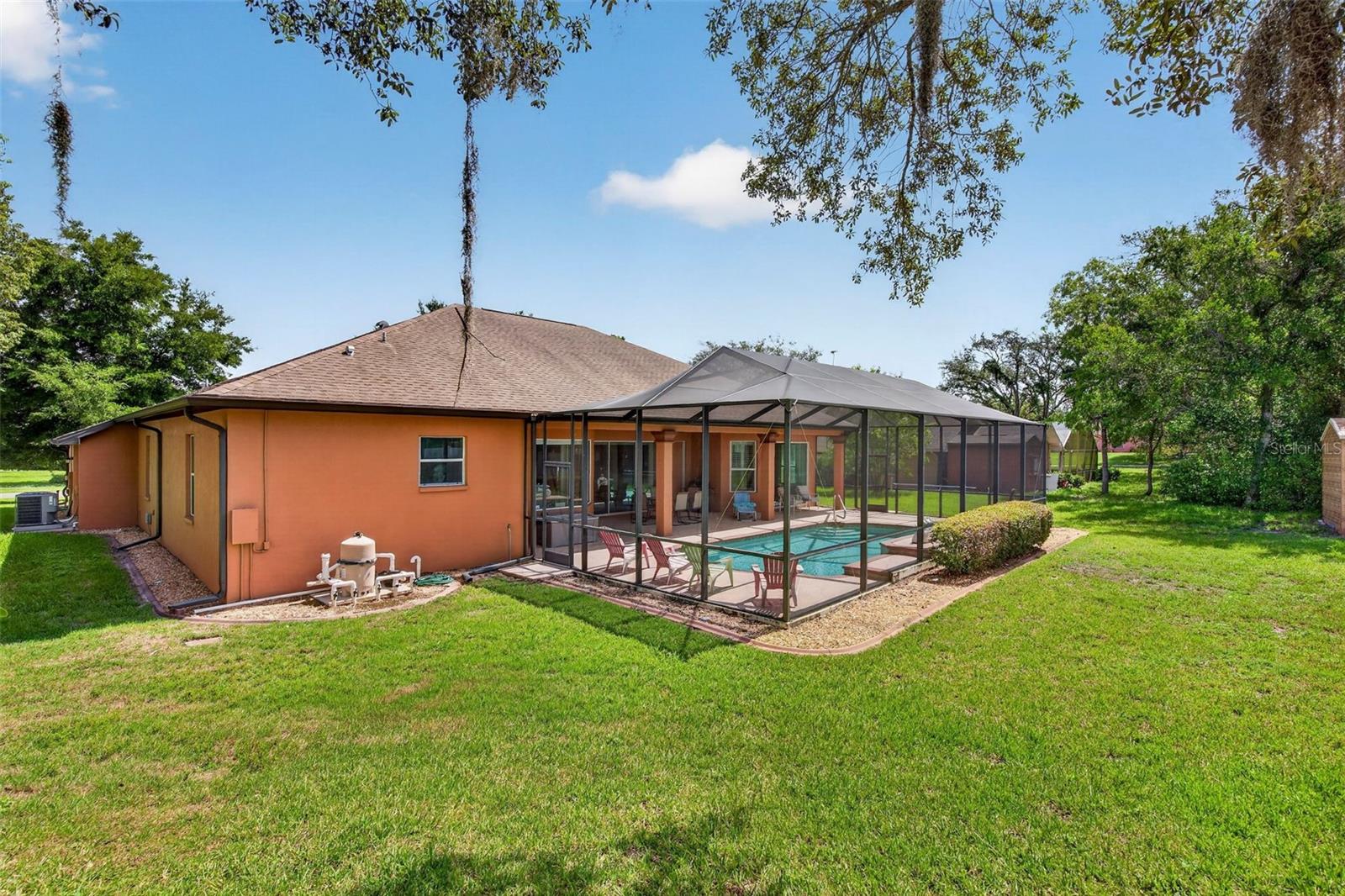 HUNTINGTON WOODS - Residential
