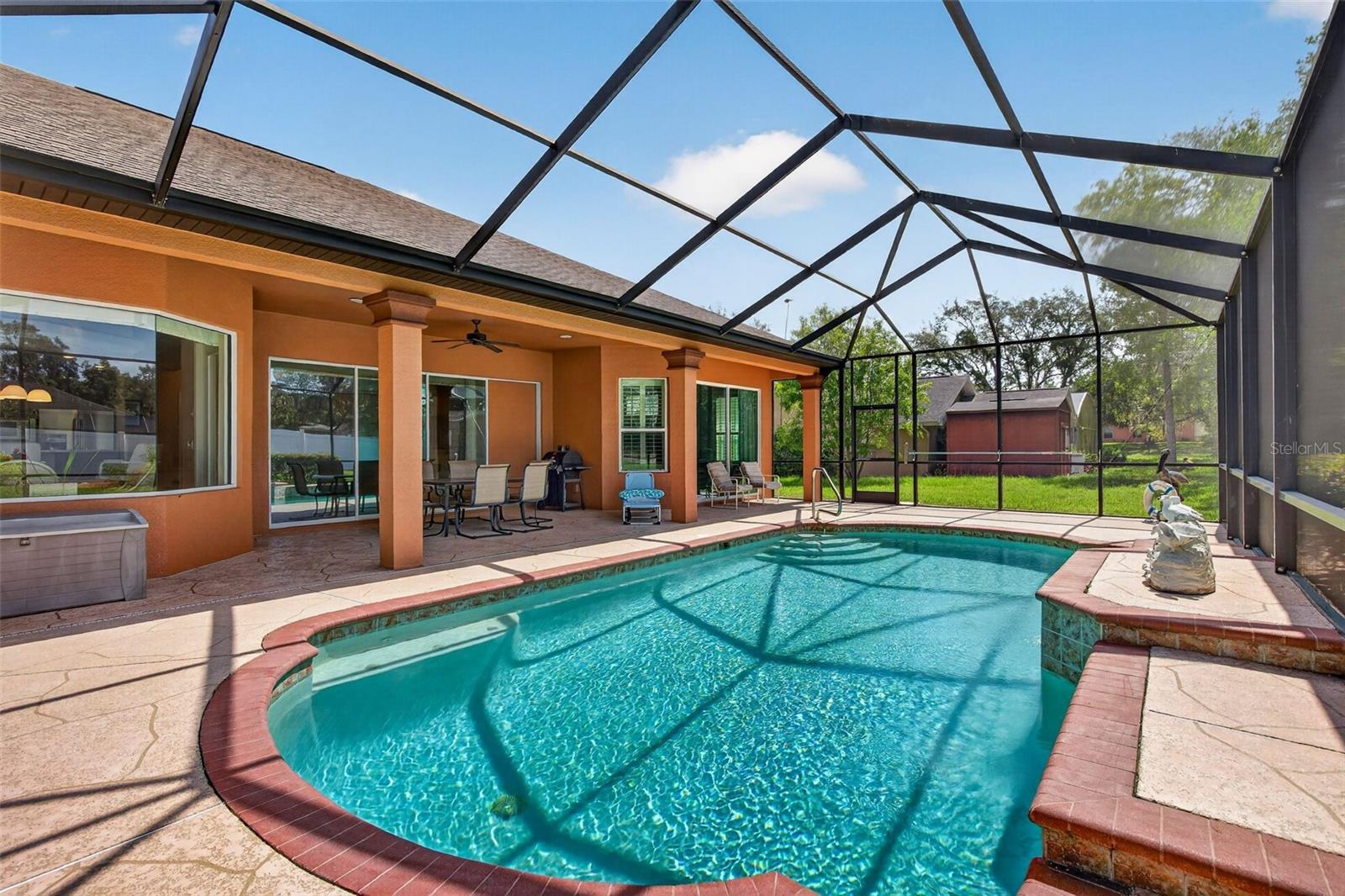 HUNTINGTON WOODS - Residential