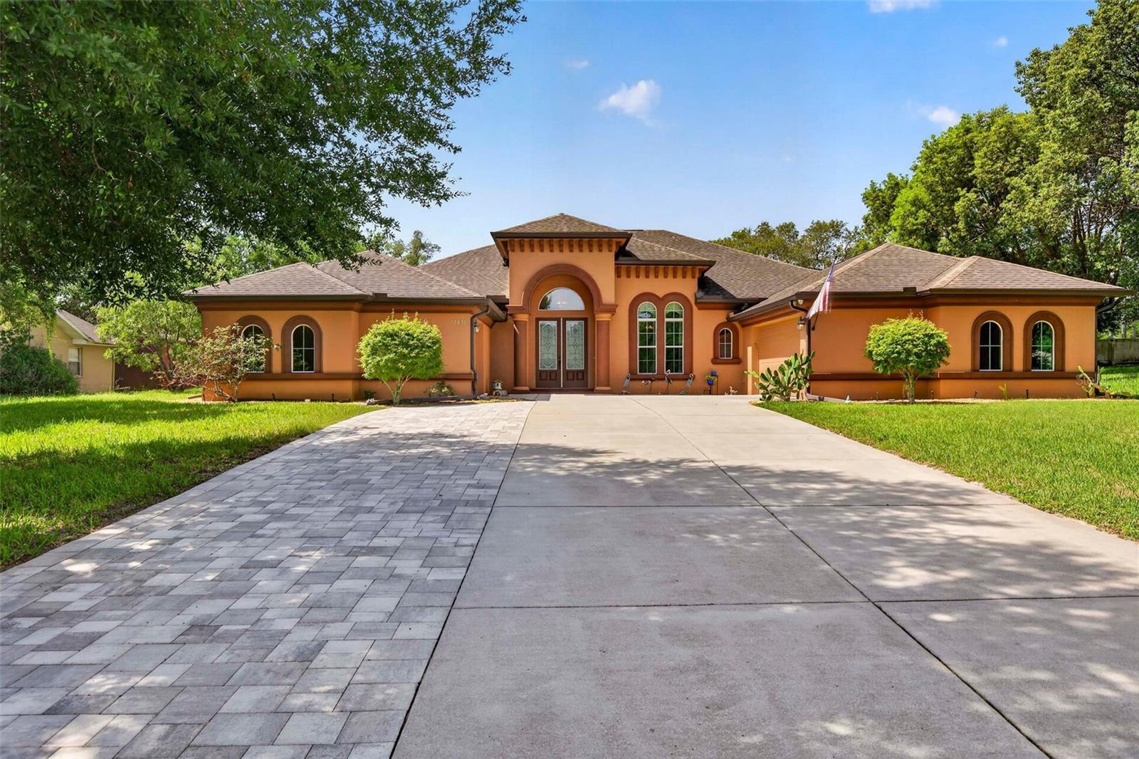 HUNTINGTON WOODS - Residential