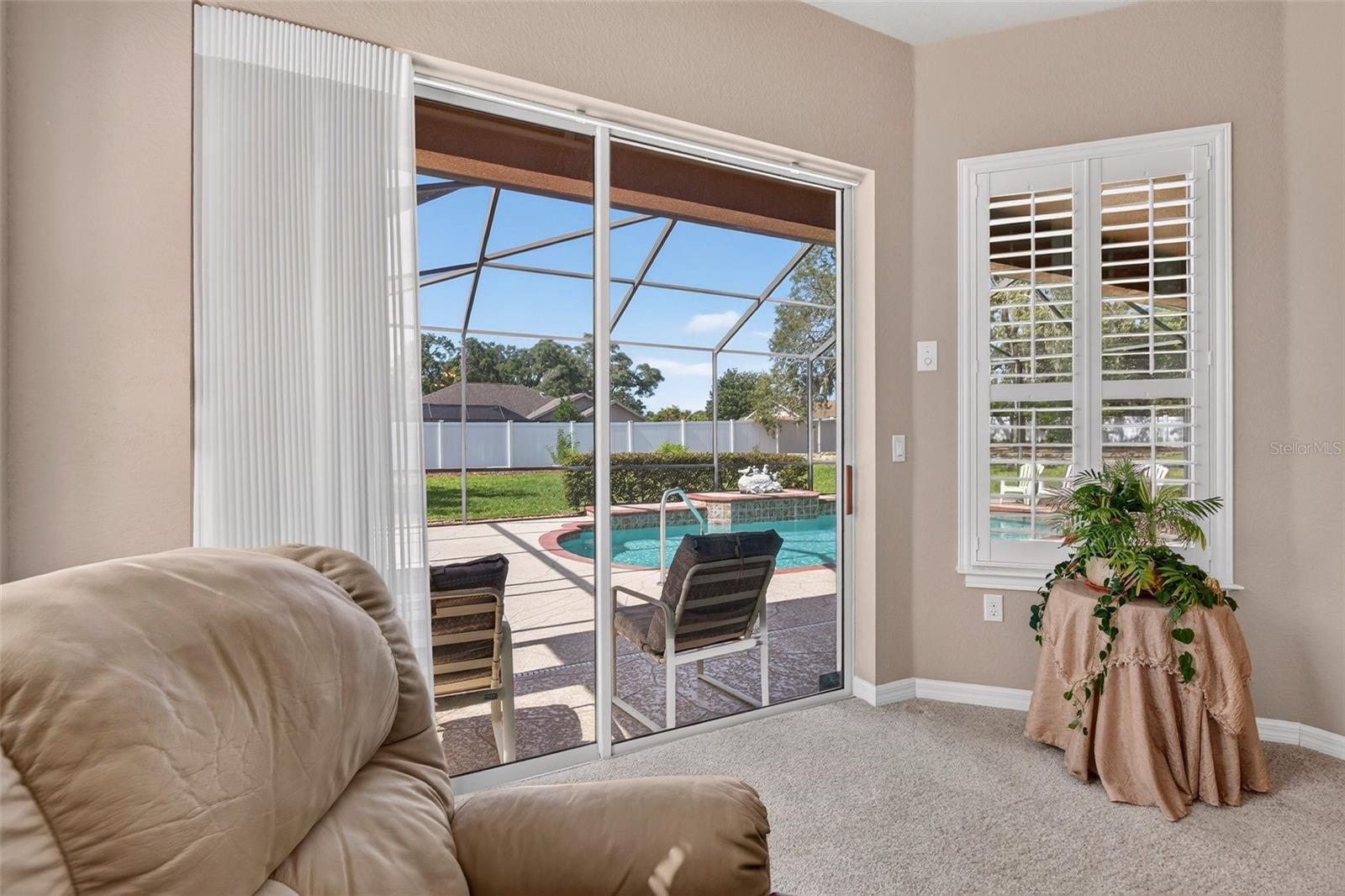 HUNTINGTON WOODS - Residential