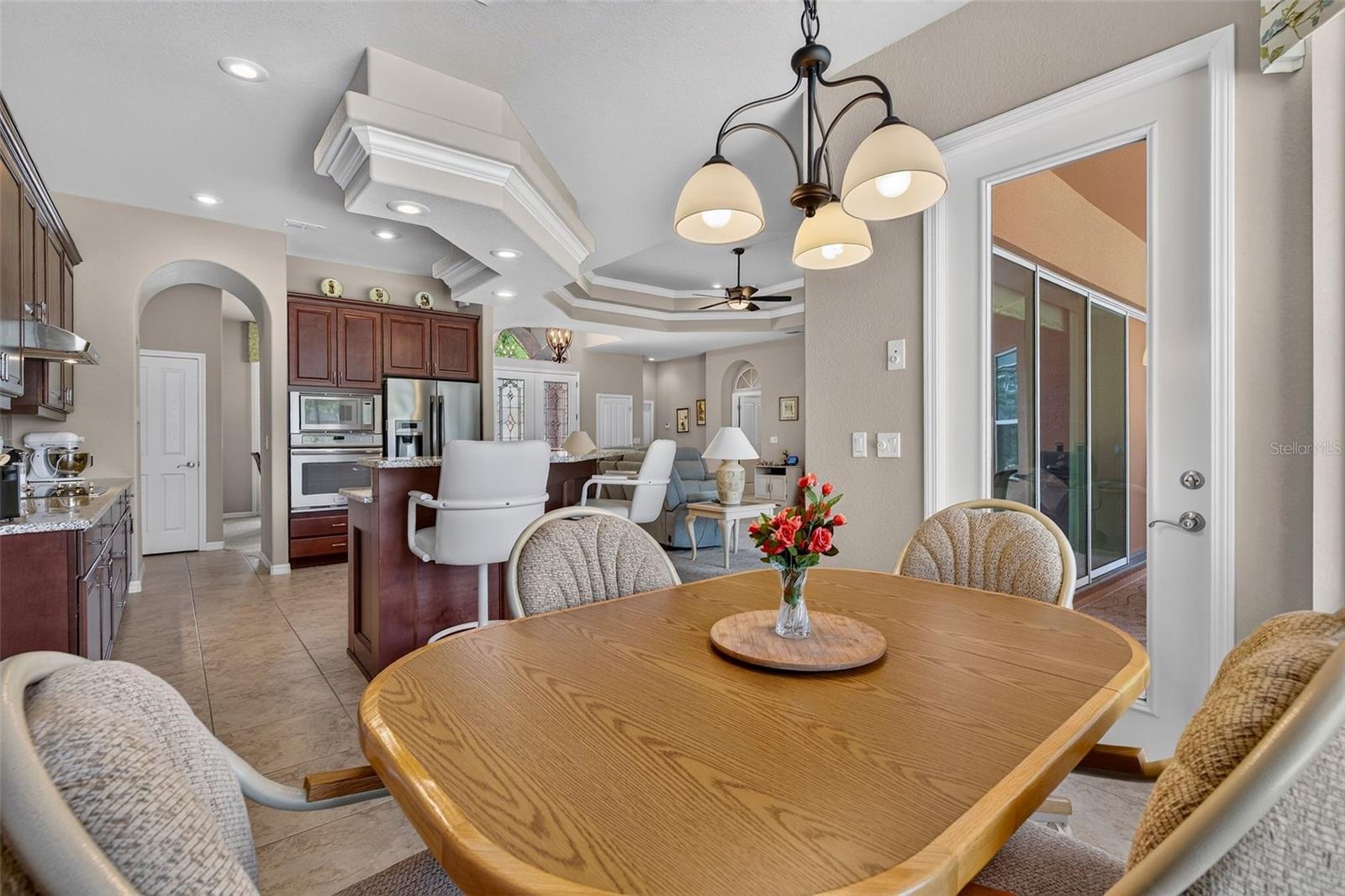 HUNTINGTON WOODS - Residential