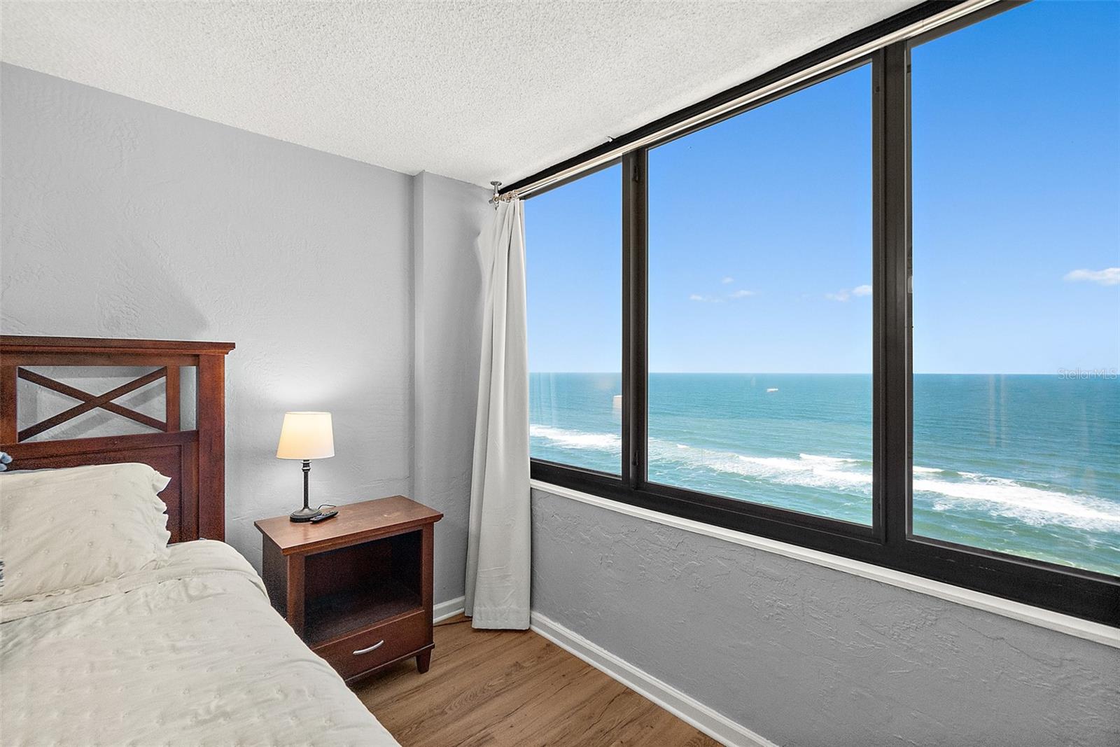 OCEAN 07 CONDO - Residential