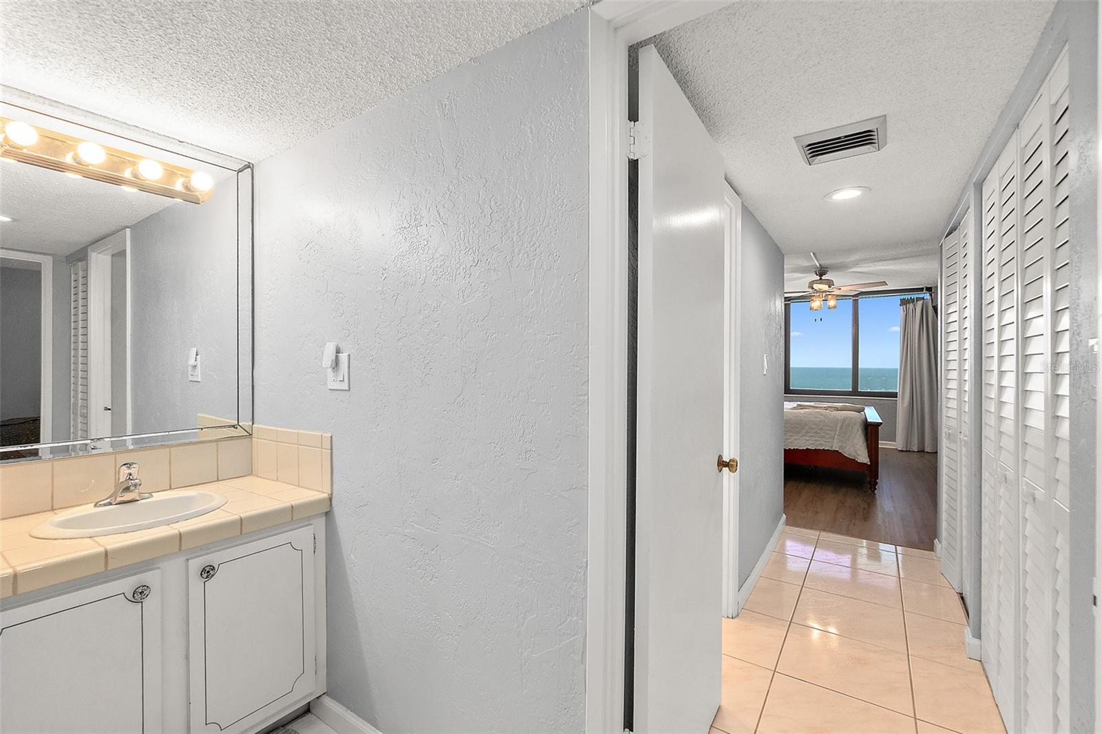 OCEAN 07 CONDO - Residential