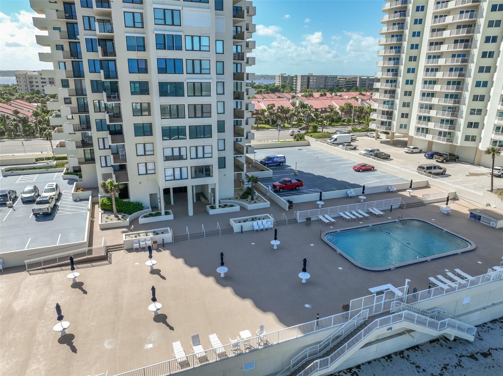 OCEAN 07 CONDO - Residential