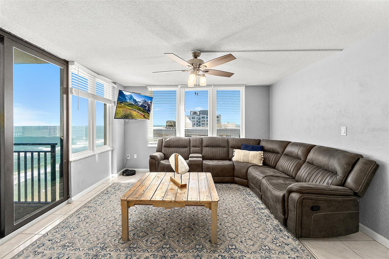 OCEAN 07 CONDO - Residential
