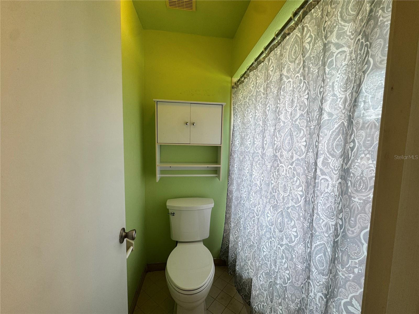 CLUB VILLAS AT WIMBLEDON PARK CONDO - Residential Lease
