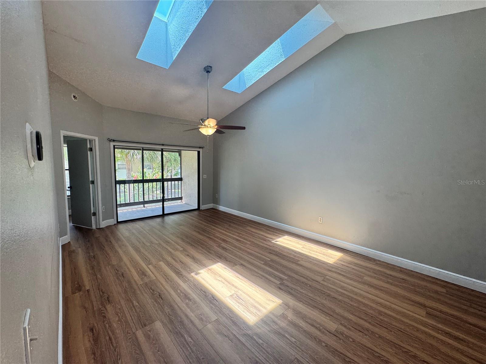 CLUB VILLAS AT WIMBLEDON PARK CONDO - Residential Lease