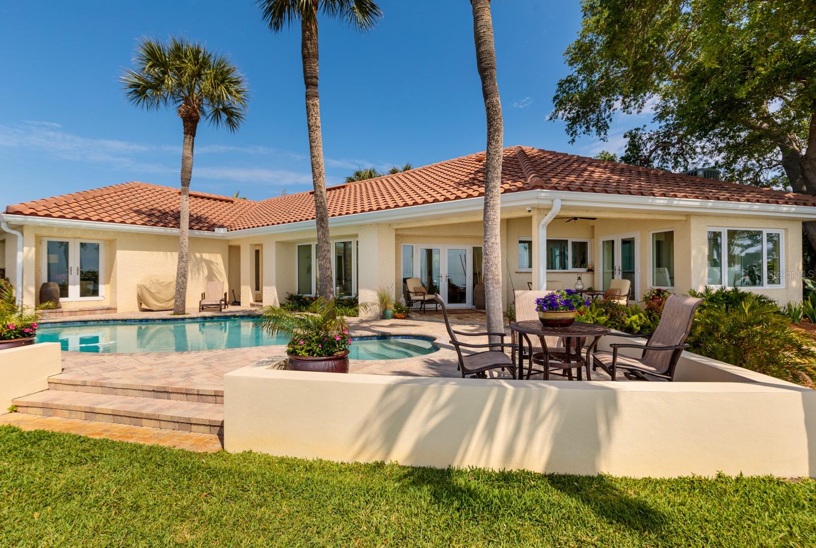 VENETIAN ISLES - Residential
