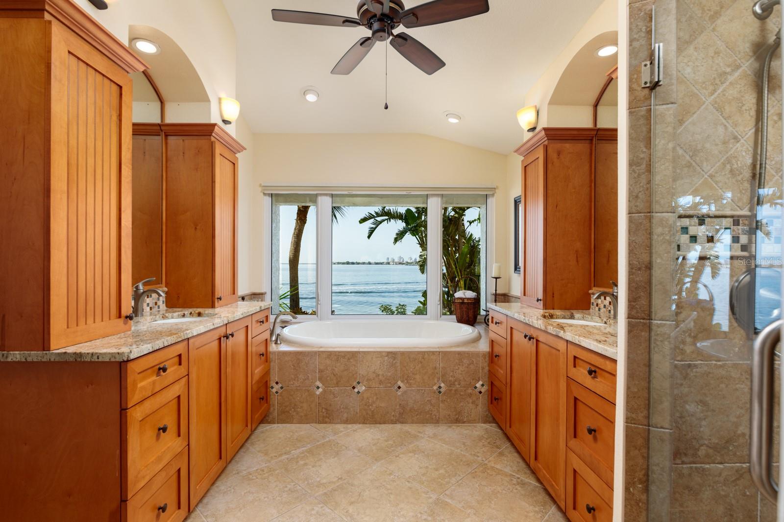 VENETIAN ISLES - Residential