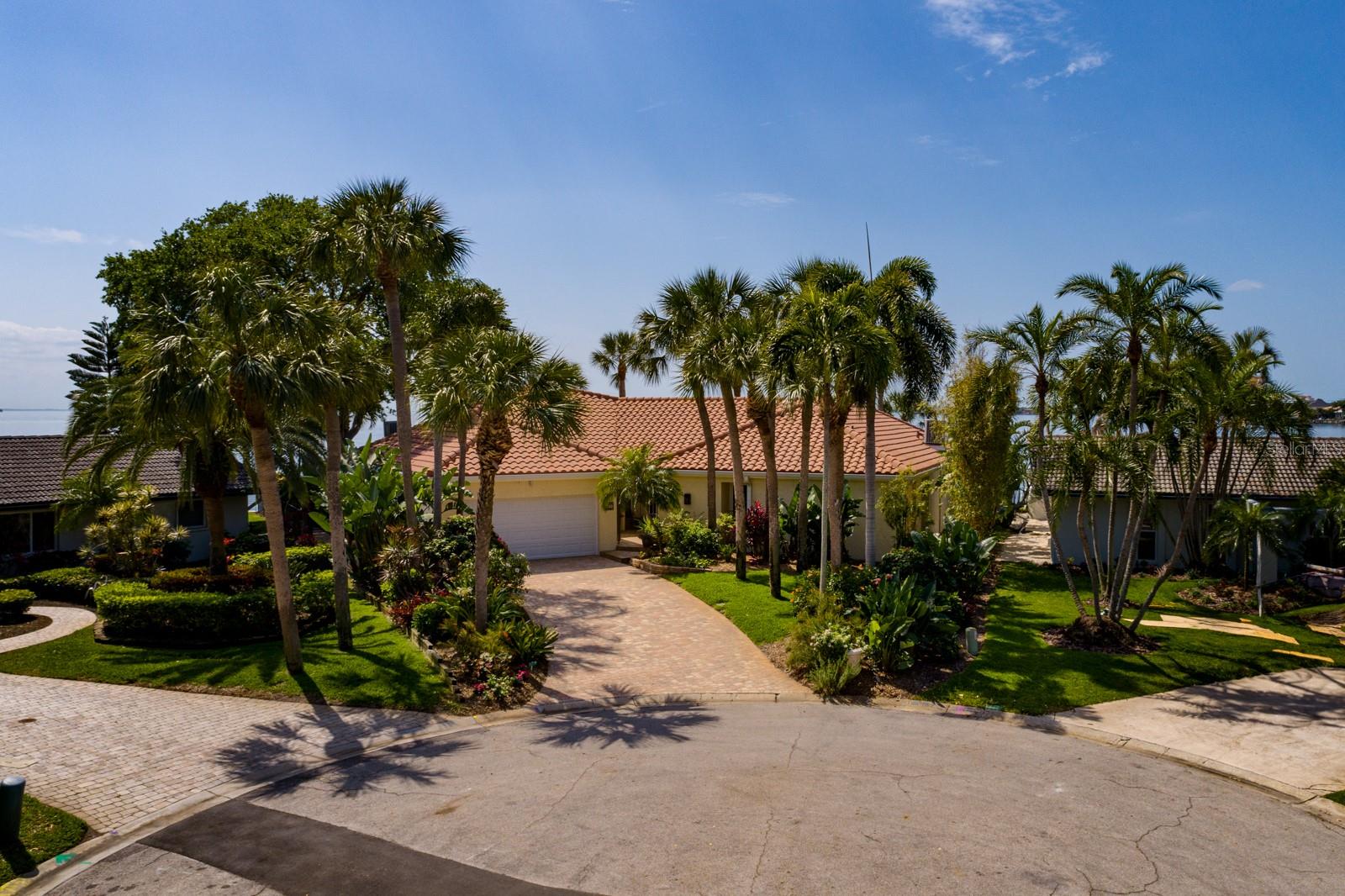 VENETIAN ISLES - Residential