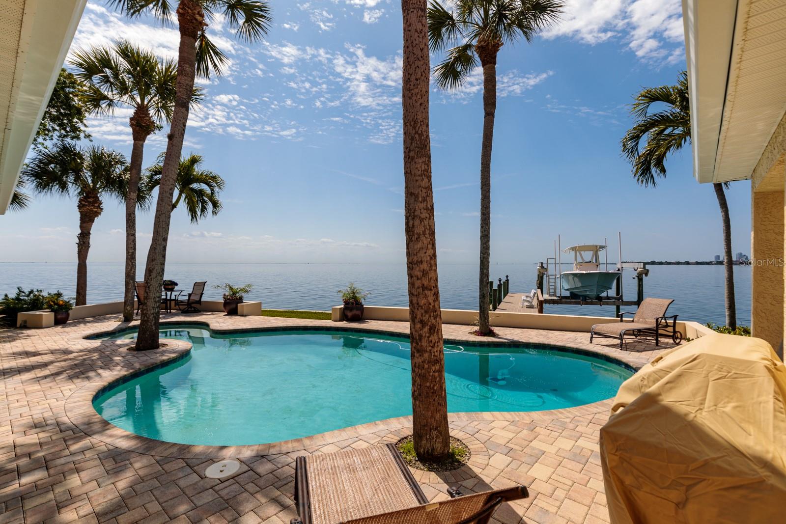 VENETIAN ISLES - Residential