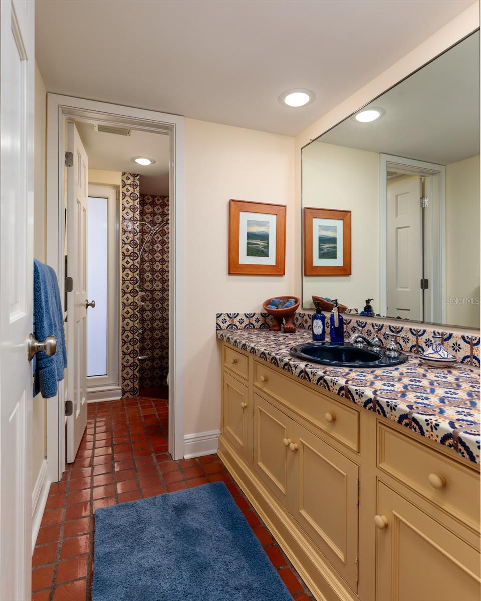 VENETIAN ISLES - Residential