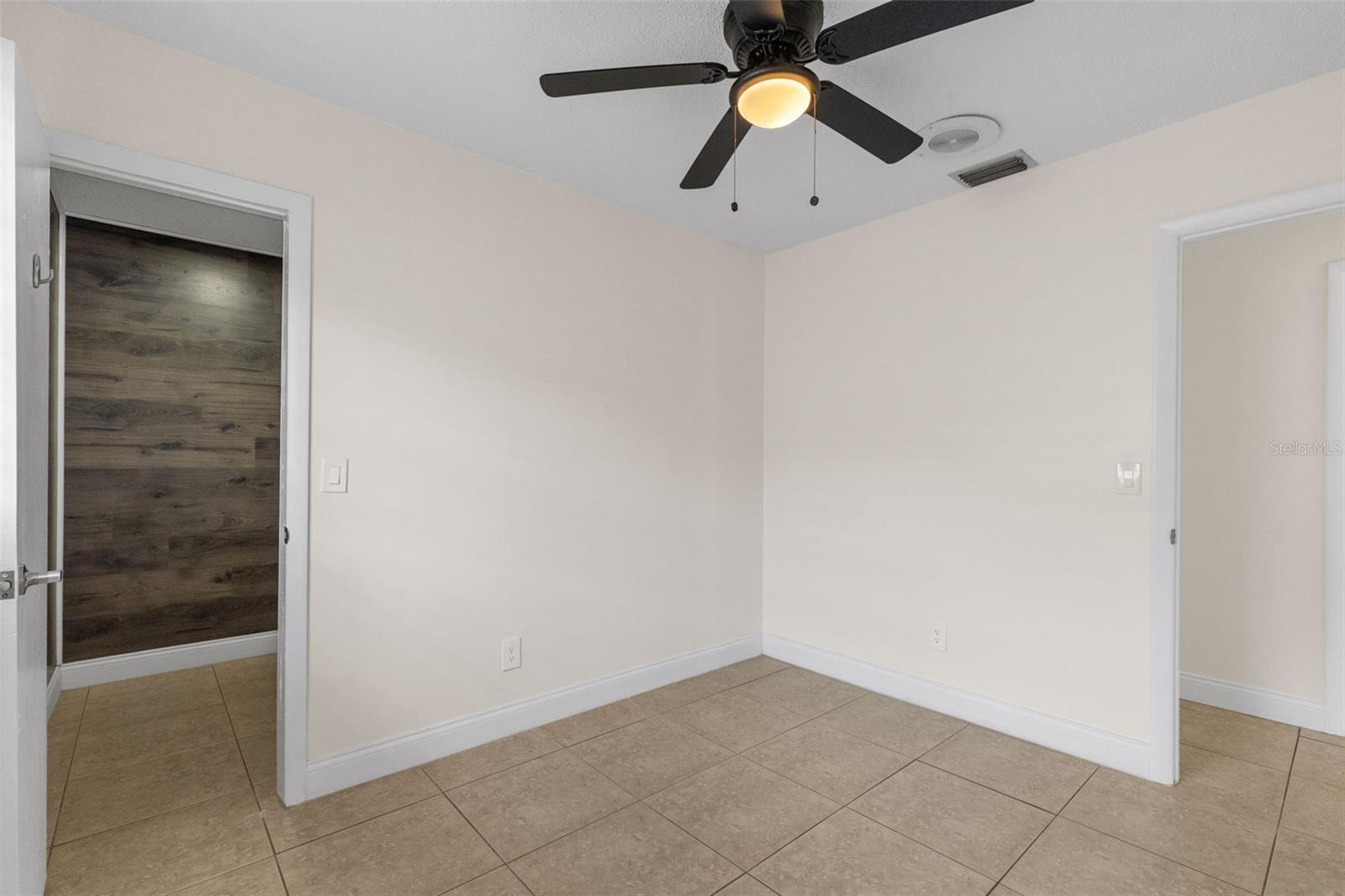 TOWNN COUNTRY PARK SEC 9 UN 02 - Residential