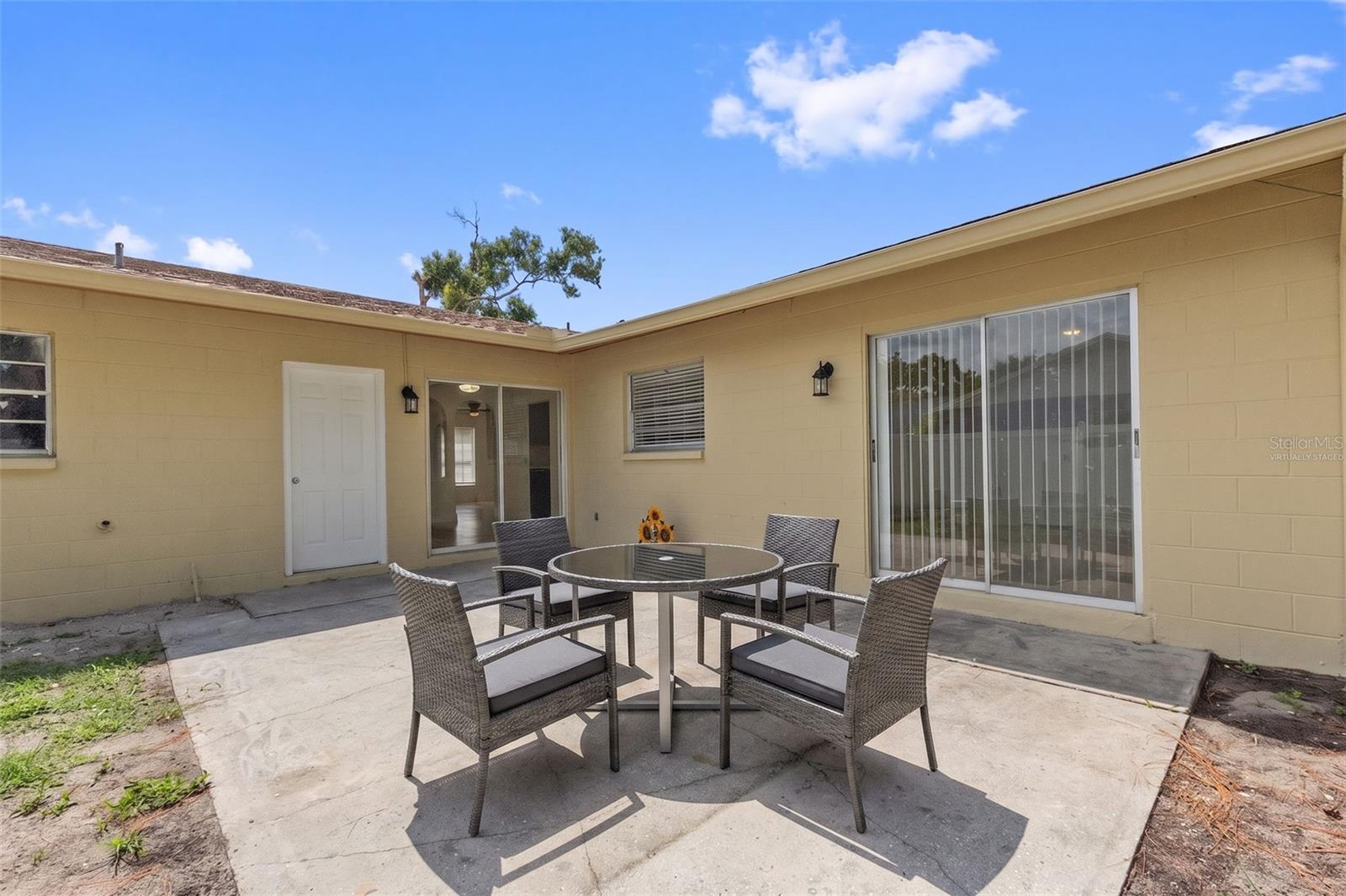 TOWNN COUNTRY PARK SEC 9 UN 02 - Residential