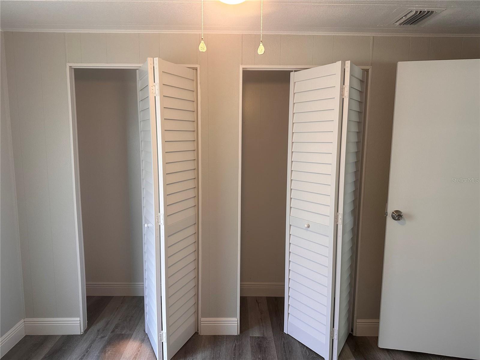 BANBURY VILLAGE CONDO - Residential