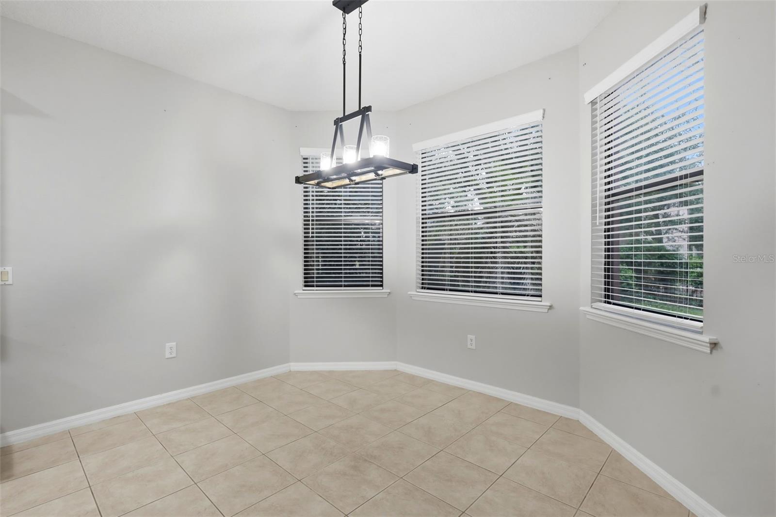 RIVIERA BELLA UNIT 01 - Residential