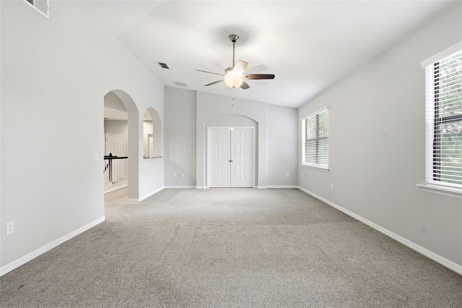 RIVIERA BELLA UNIT 01 - Residential