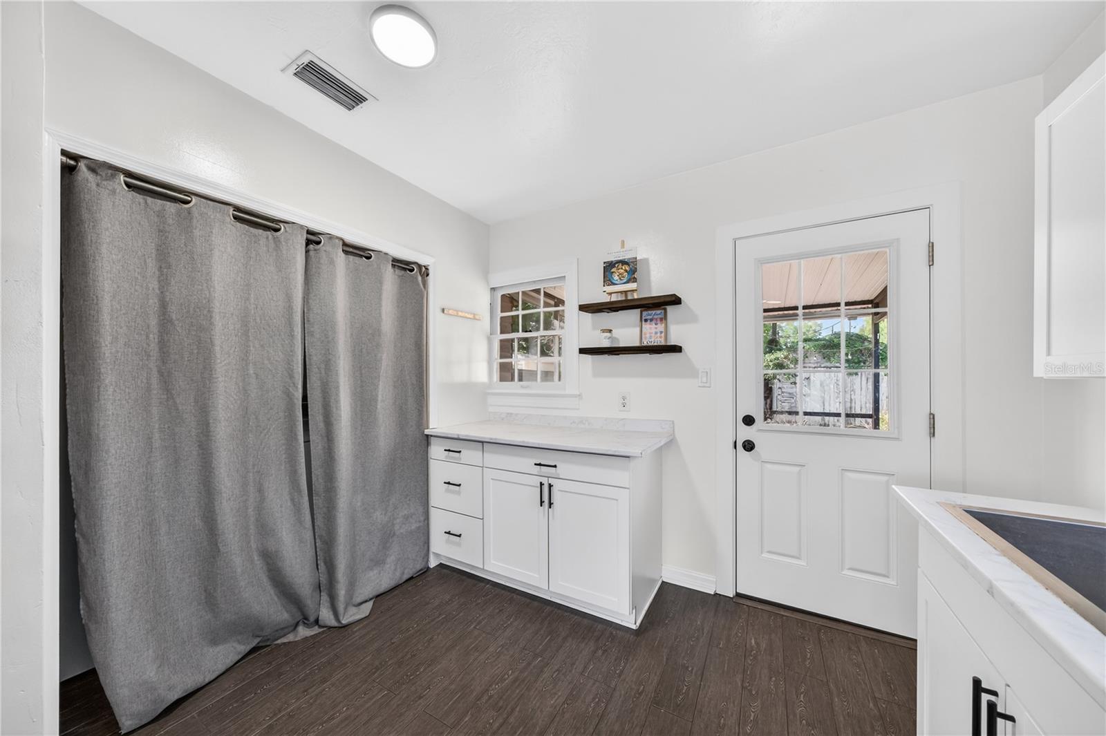 STANSBURY ESTATES - Residential