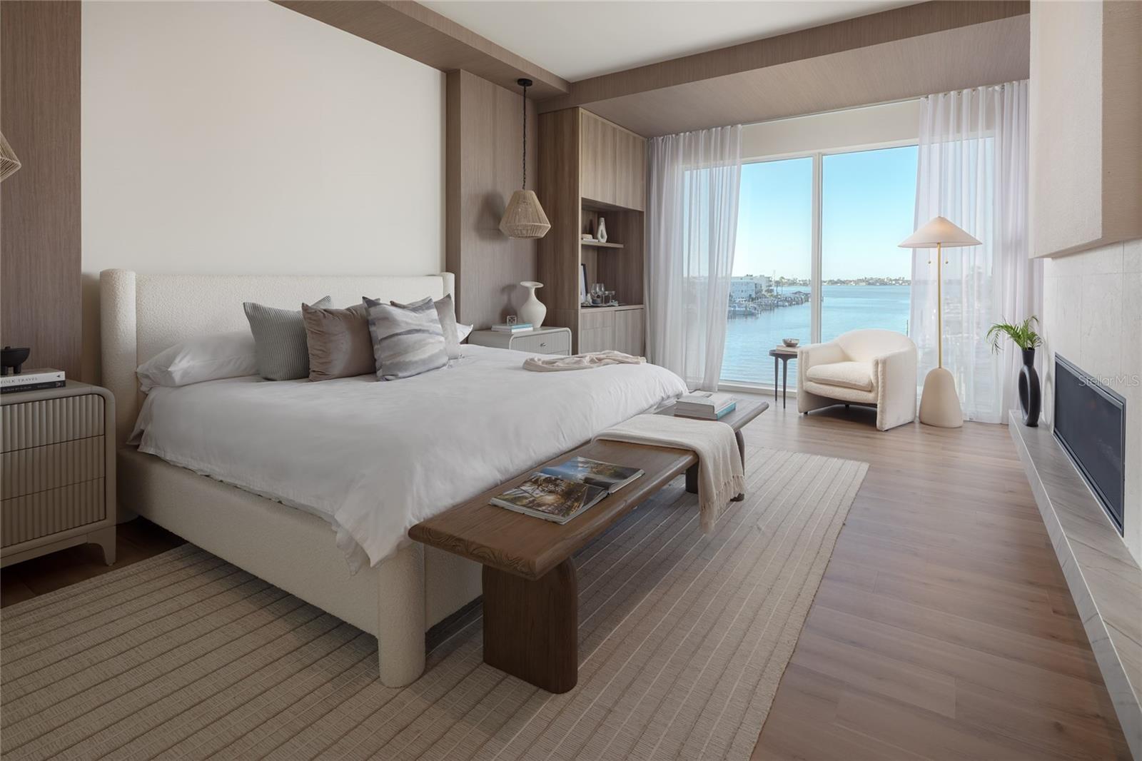 VILLA CAPRI - TI3 A CONDO - Residential