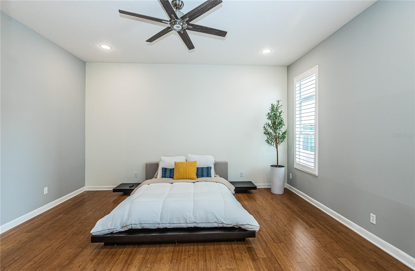 ARLINGTON LOFTS CONDO - Residential