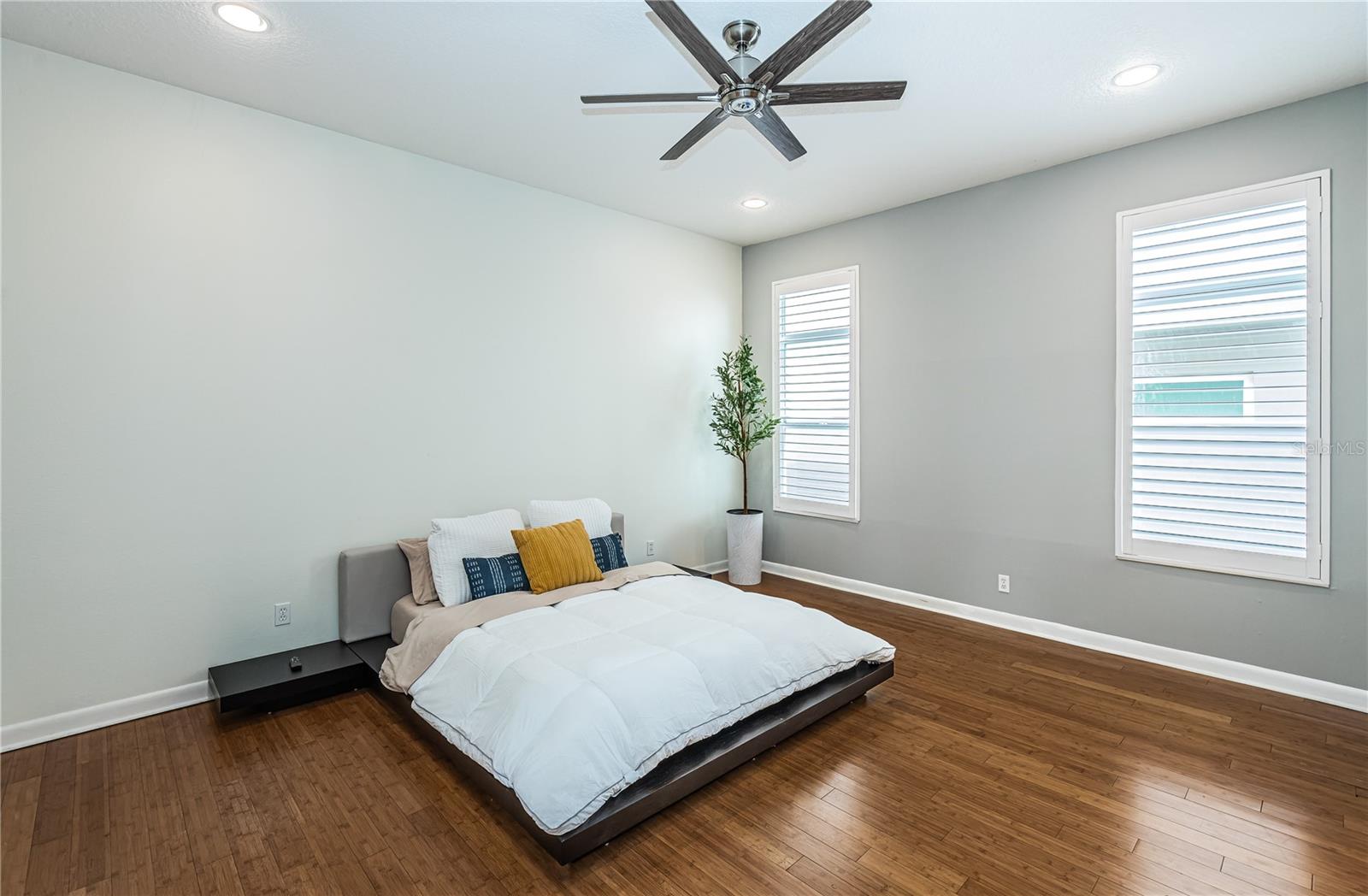 ARLINGTON LOFTS CONDO - Residential