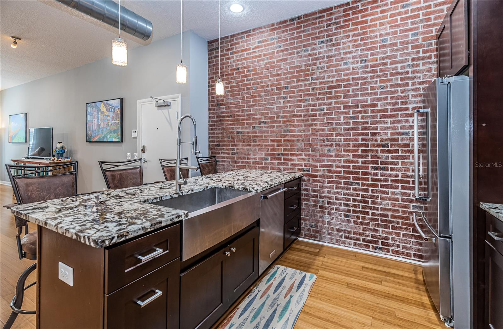 ARLINGTON LOFTS CONDO - Residential