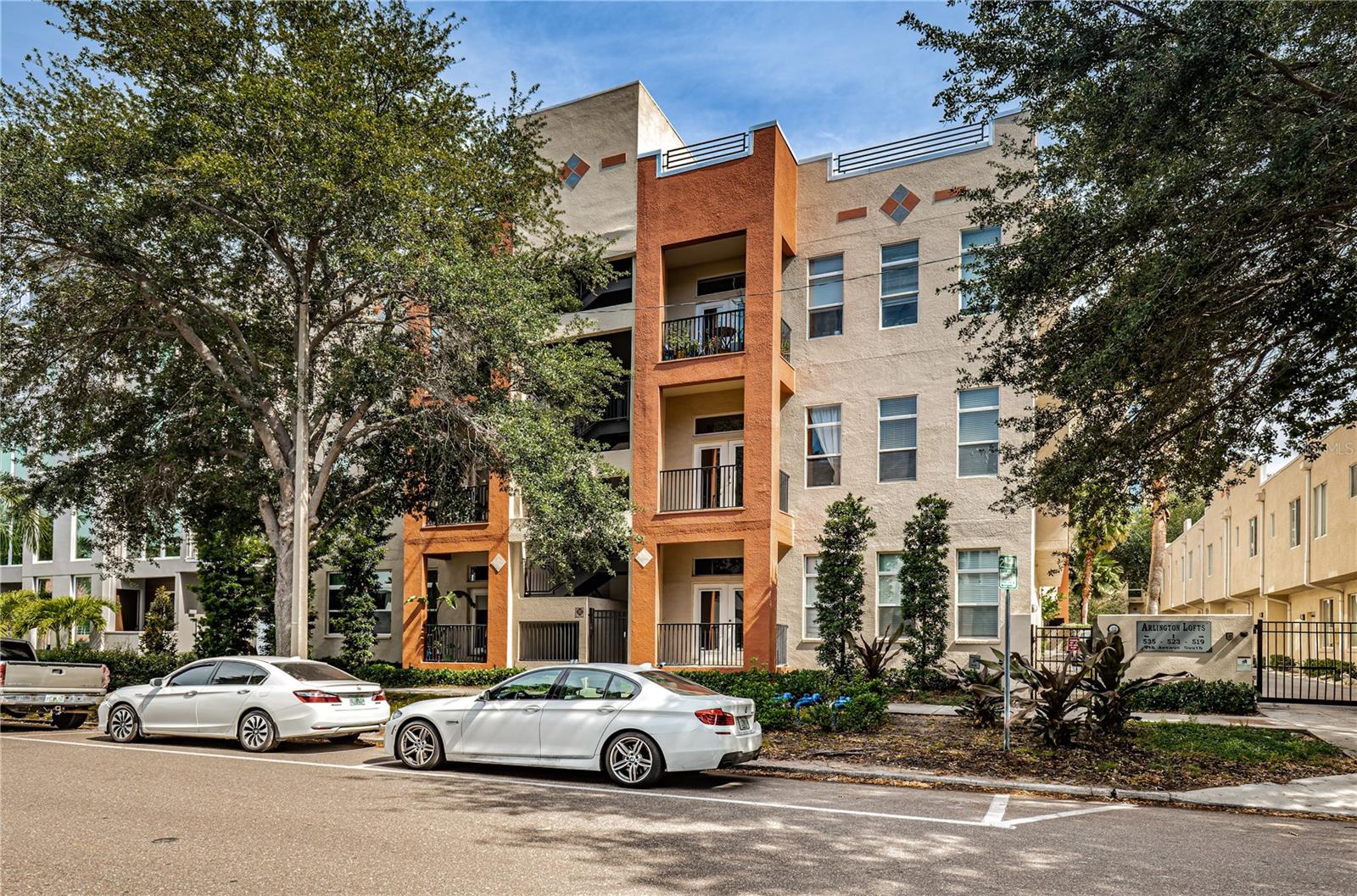 ARLINGTON LOFTS CONDO - Residential