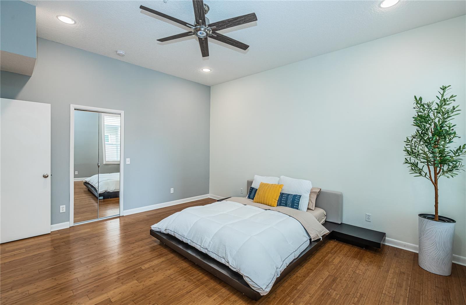 ARLINGTON LOFTS CONDO - Residential