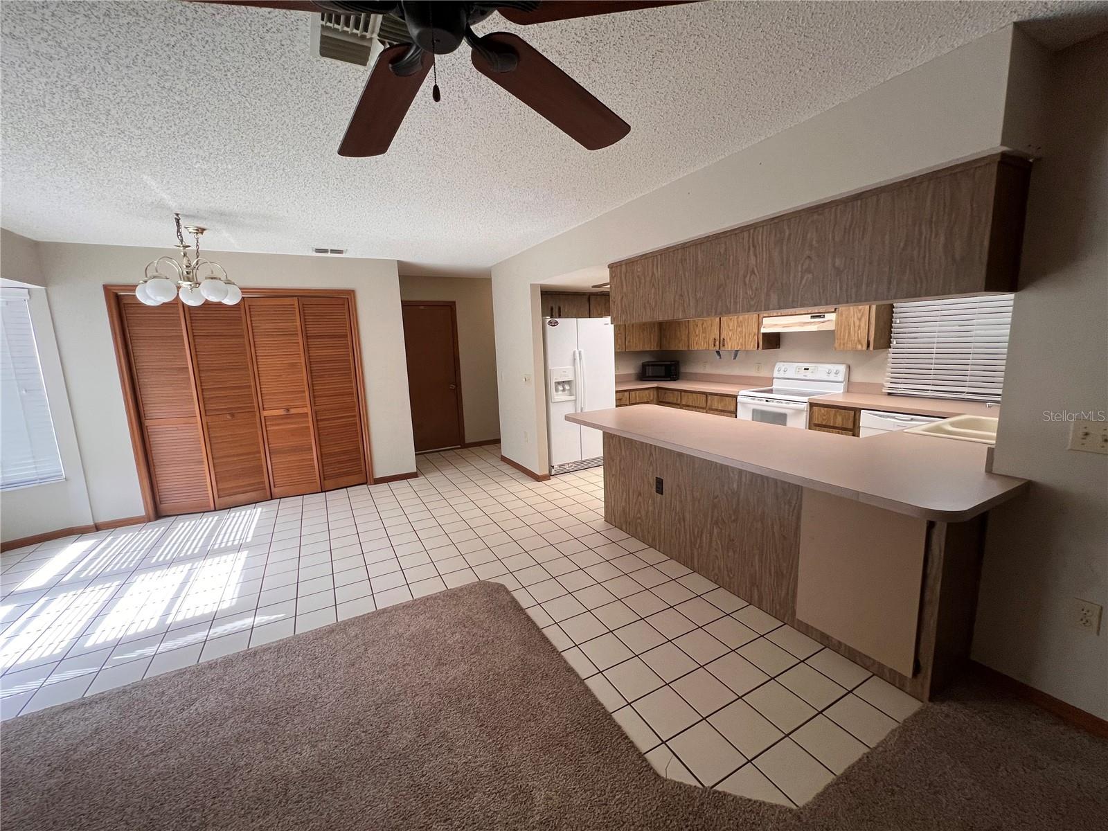 FLYING DUTCHMAN ESTATES PH 01 - Residential