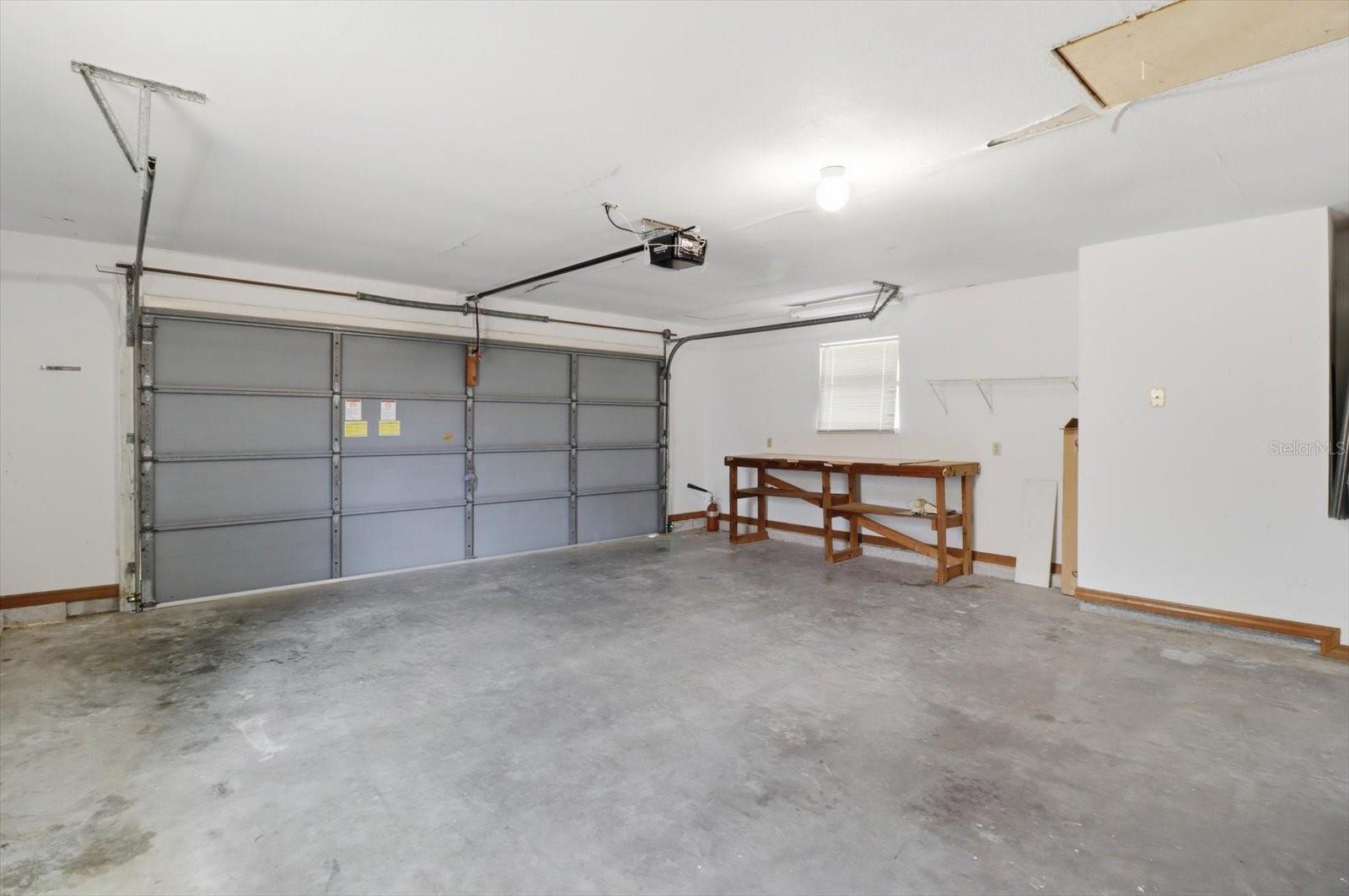 FLYING DUTCHMAN ESTATES PH 01 - Residential