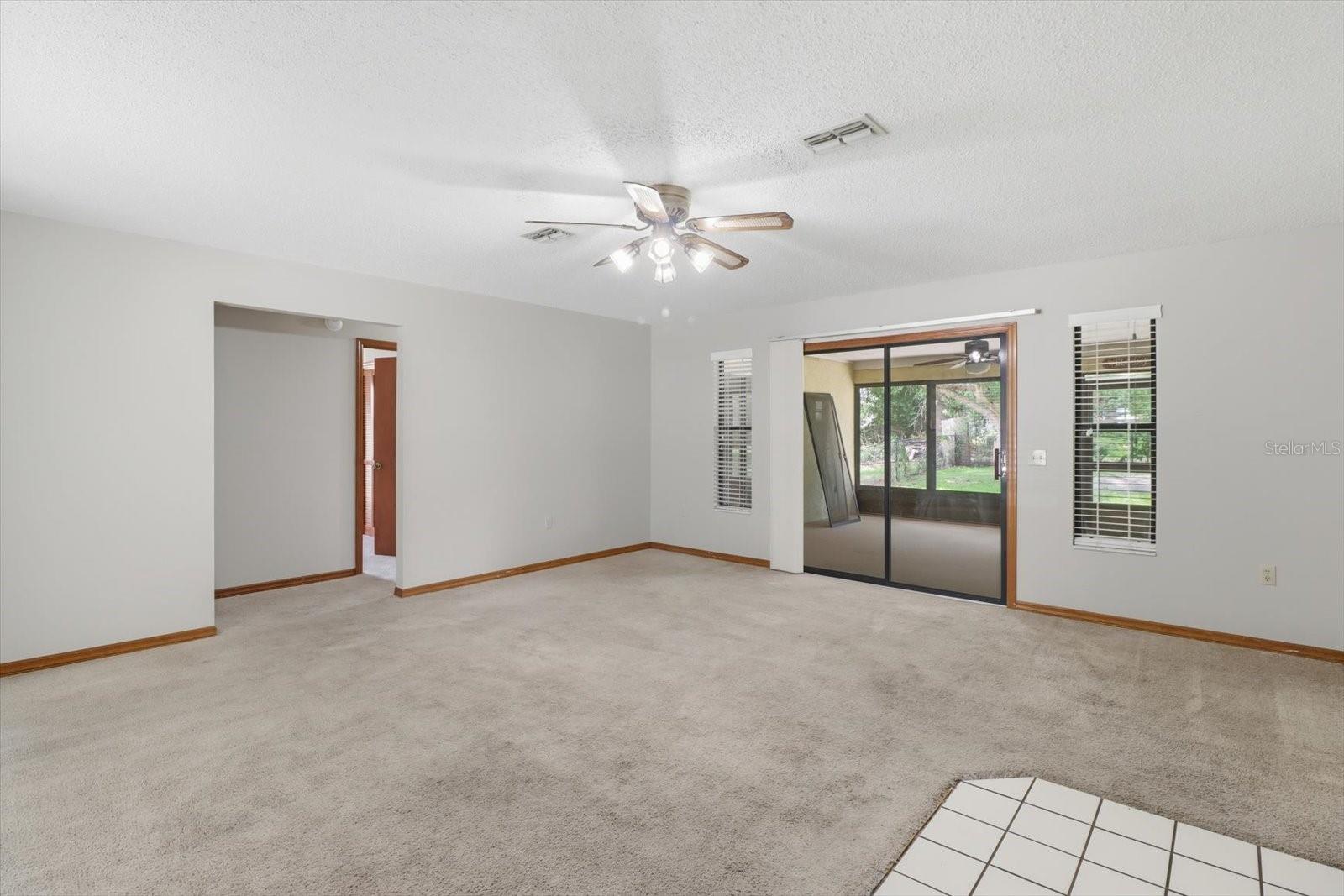 FLYING DUTCHMAN ESTATES PH 01 - Residential