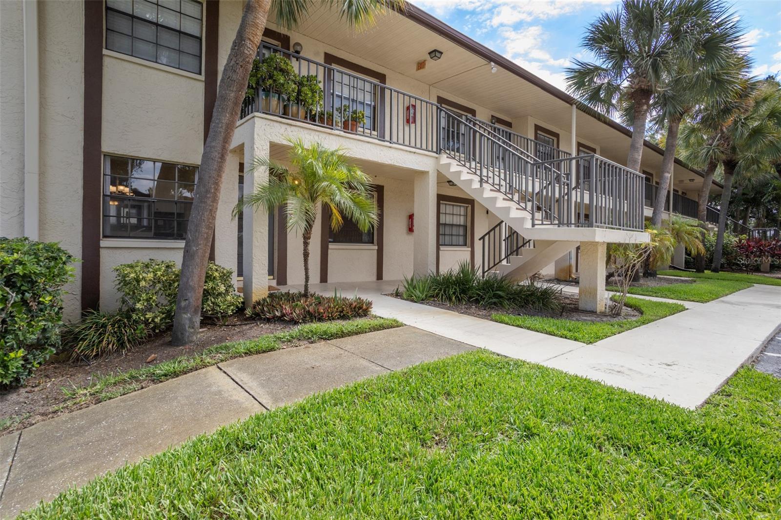WINDING CREEK - Residential