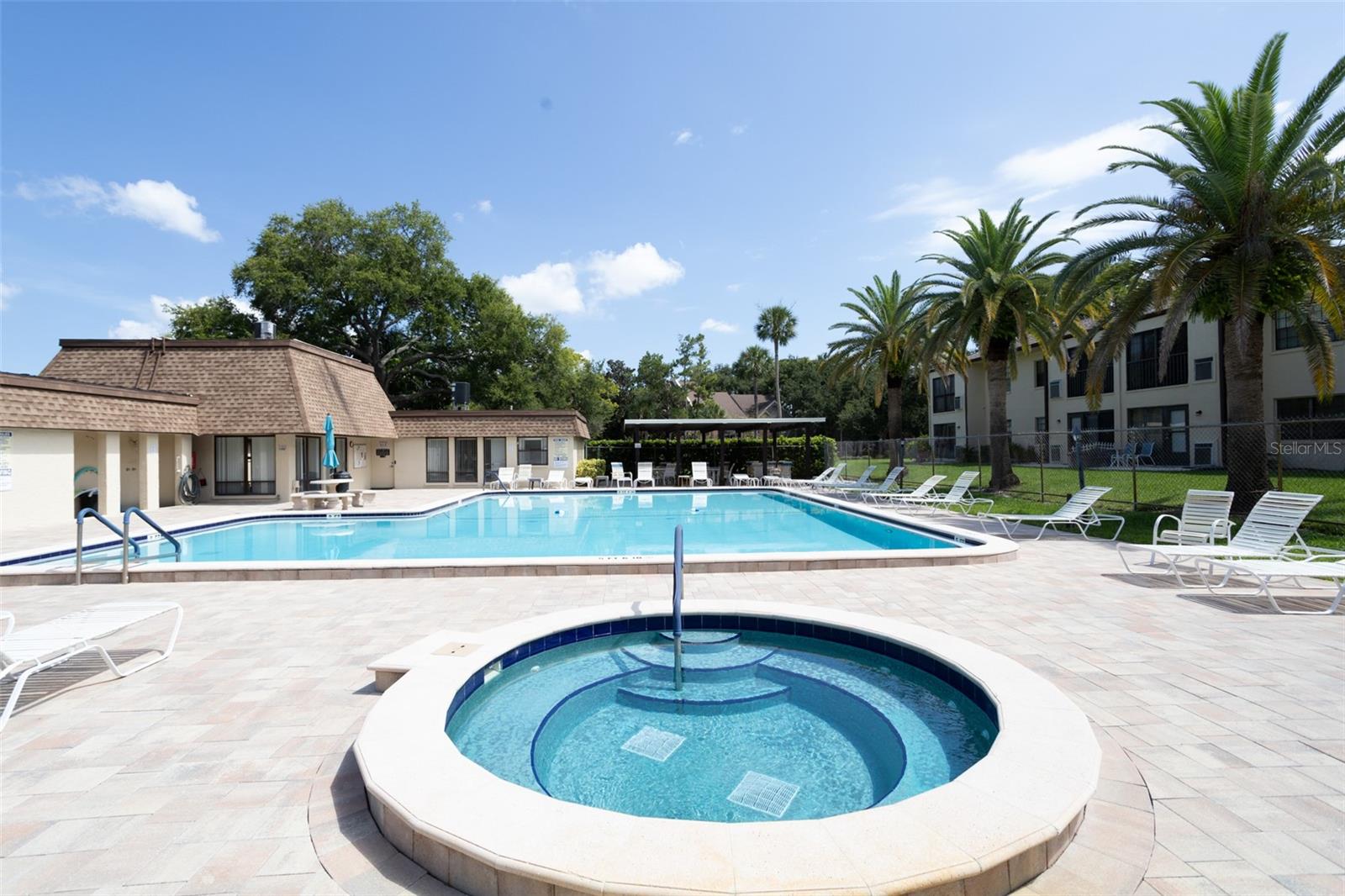 WINDING CREEK - Residential